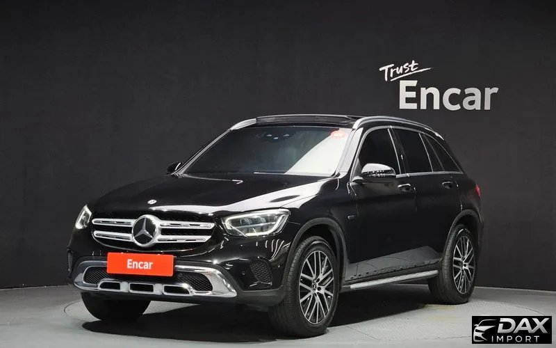 Mercedes-Benz GLC-Class GLC300e 4MATIC