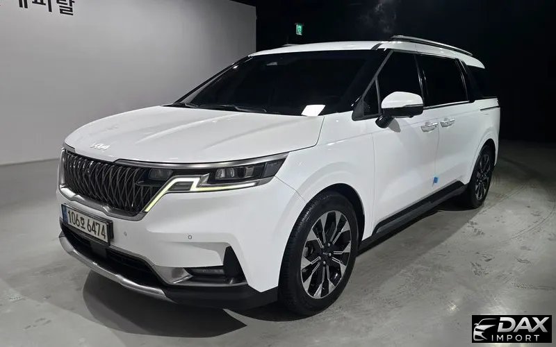 Kia Canival Gasoline 7-Seater Signature