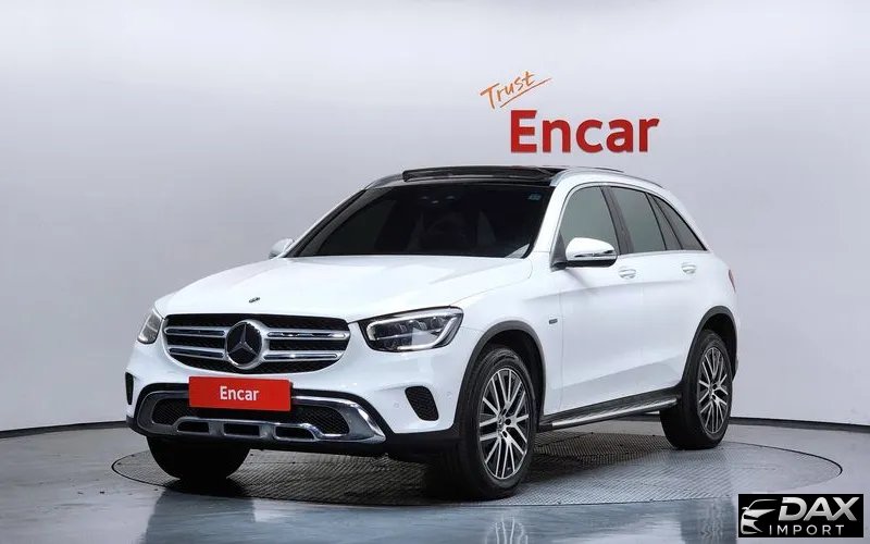 Mercedes-Benz GLC-Class GLC300e 4MATIC