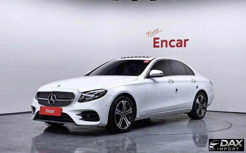 Mercedes-Benz E-Class E300 4MATIC Avnatgarde