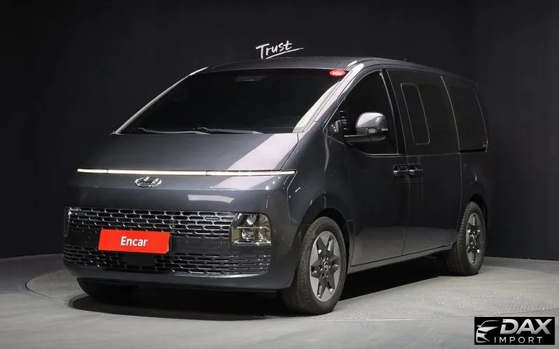 Hyundai Staria Tourer 9-Seater