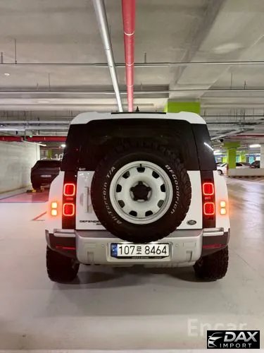 Land Rover Defender 110 D300 HSE