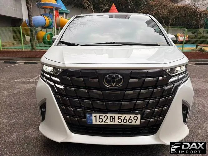 Toyota Alphard 2.5 HEV Executive AWD