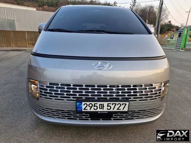 Hyundai Staria Tourer 9-Seater