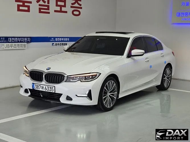 BMW 3-Series 320i Luxury
