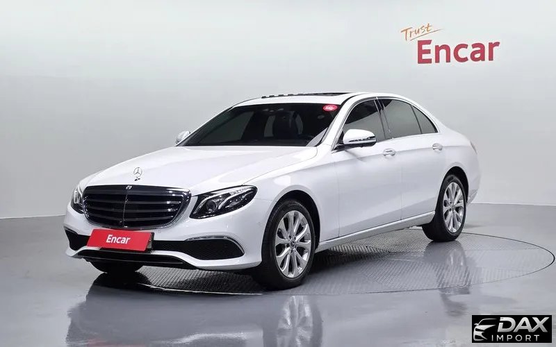 Mercedes-Benz E-Class E300 4MATIC Exclusive