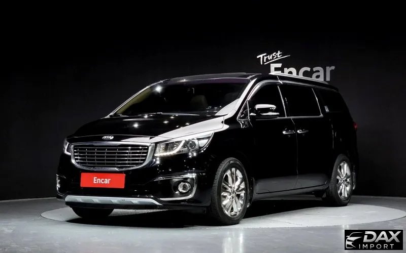 Kia Canival 7-seater Limousine