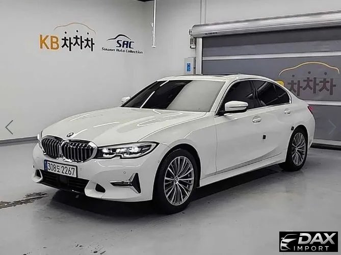 BMW 3-Series 320i Luxury