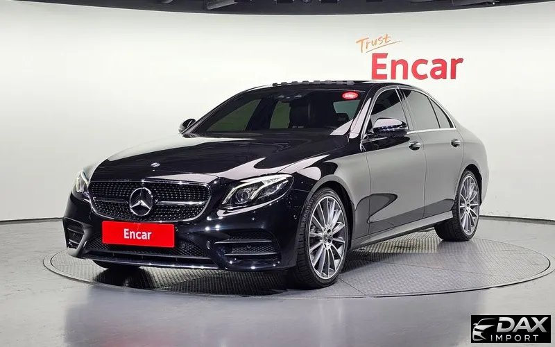 Mercedes-Benz E-Class E300 4MATIC AMG Line