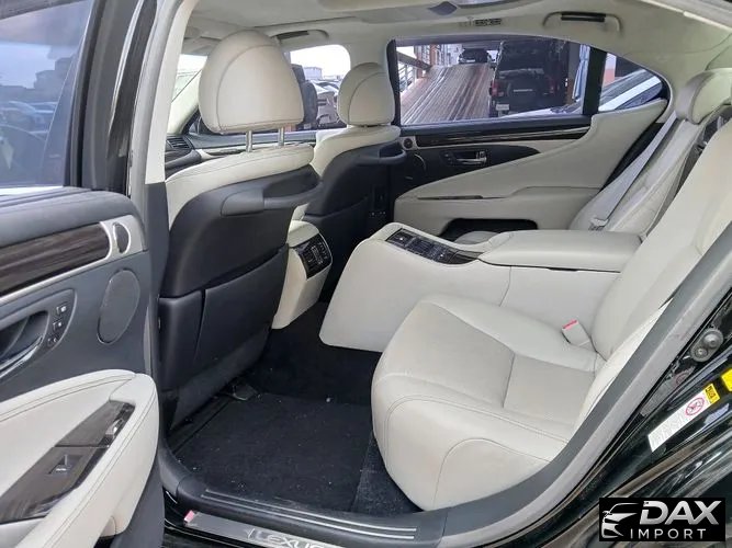 Lexus LS 4-Seats Ottoman