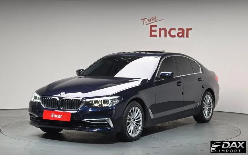 BMW 5-Series 520i Luxury