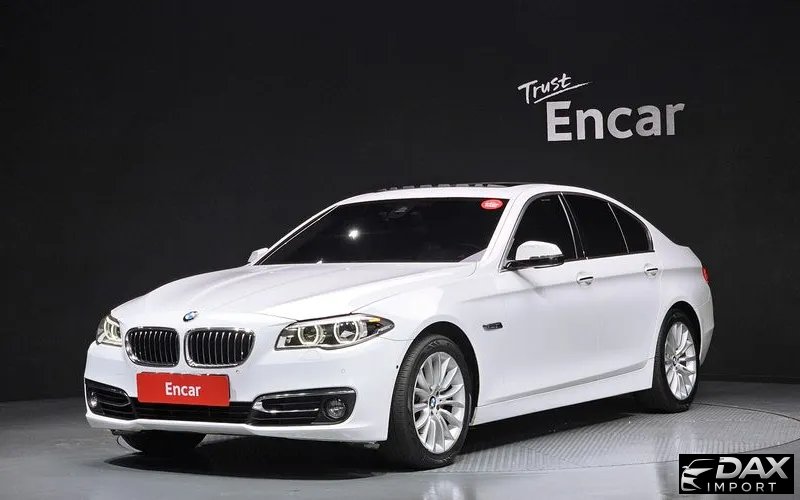 BMW 5-Series 528i Luxury