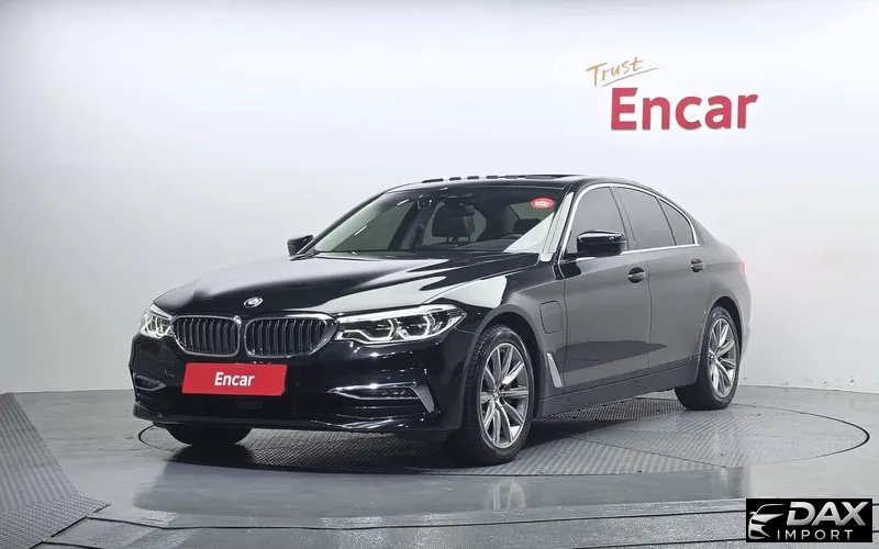 BMW 5-Series 530e Luxury