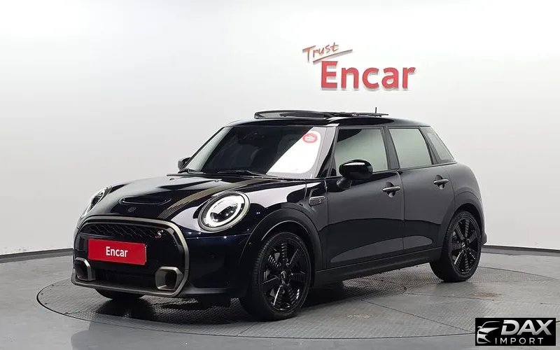 Mini Cooper 5Door Resolute Edition