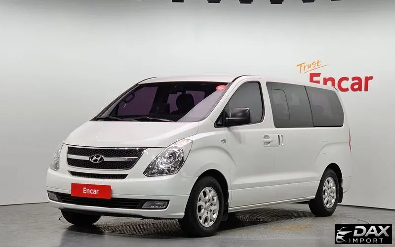 Hyundai Starex 12-Seater Wagon