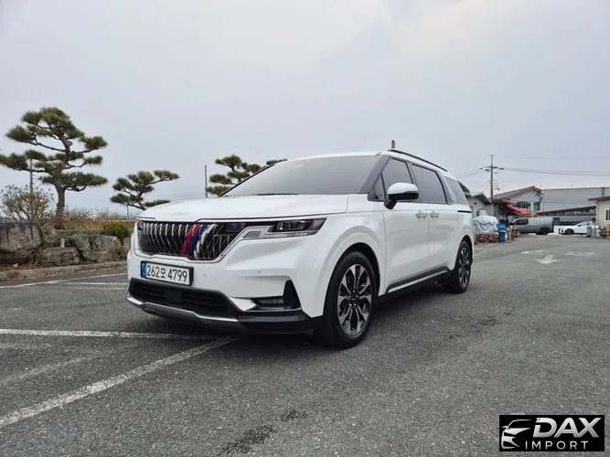 Kia Canival 9-Seater Noblesse