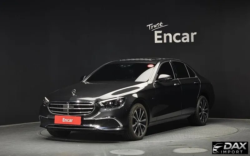 Mercedes-Benz E-Class E300e 4MATIC Exclusive