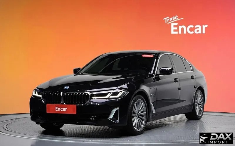 BMW 5-Series 530e Luxury