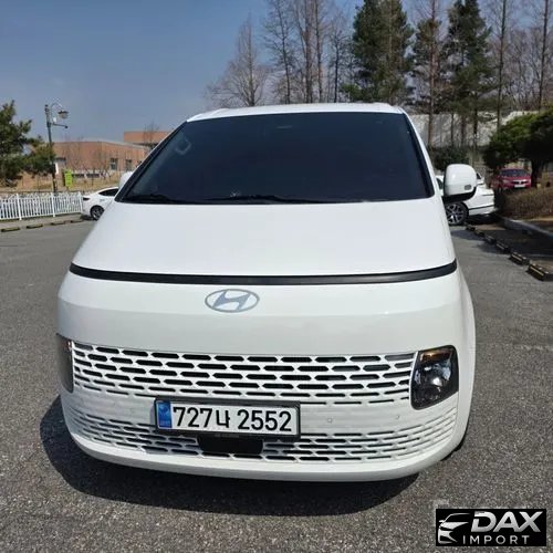 Hyundai Staria Tourer 11-Seater