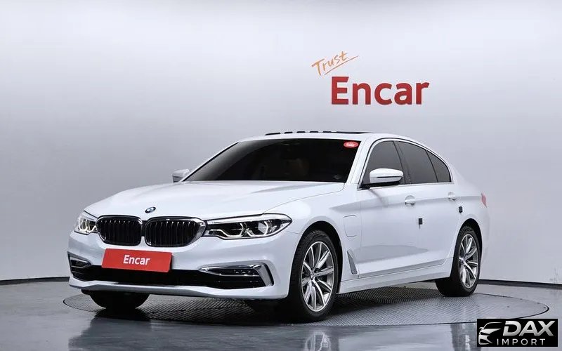 BMW 5-Series 530e Luxury
