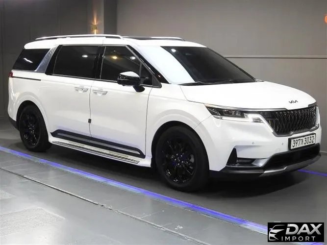 Kia Canival 9-Seater Signature