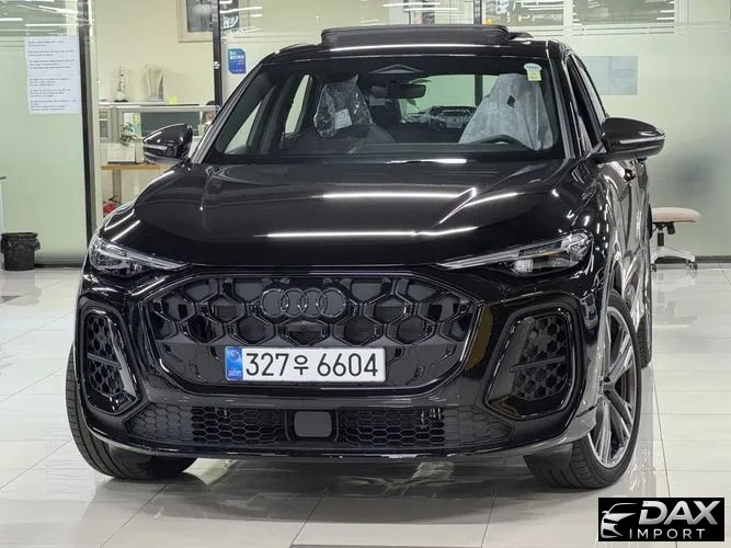 Audi Q5 45 TFSI Quattro S Line Black Edition Sport Back