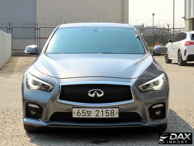 Infiniti Q50 3.5 Hybrid Essence