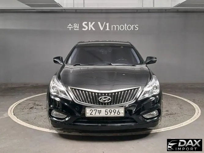 Hyundai Grandeur HG240 Modern