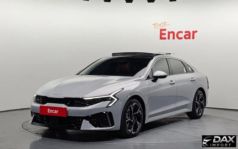Kia K5 Signature