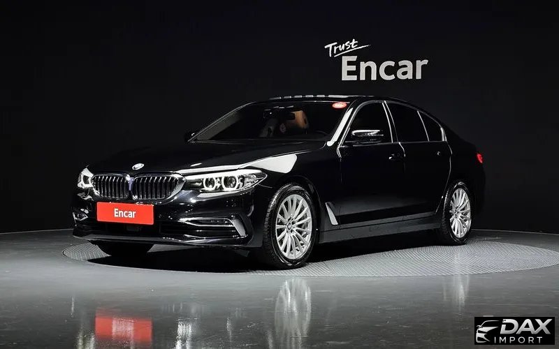 BMW 5-Series 520i Luxury