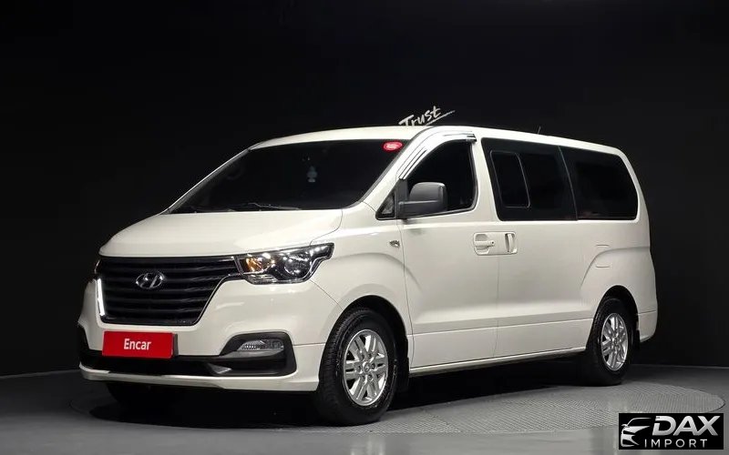 Hyundai Starex Van 5-Seater