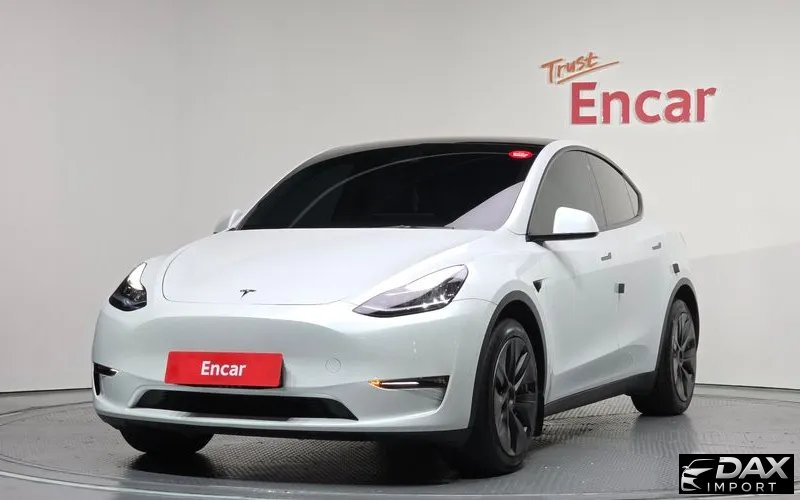 Tesla Model Y Long Range AWD