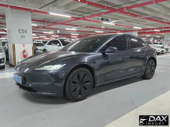 Tesla Model 3 Long Range AWD