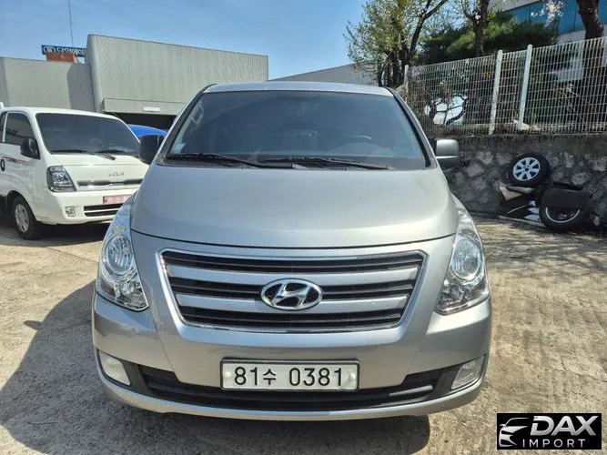 Hyundai Starex 5-Seater VAN