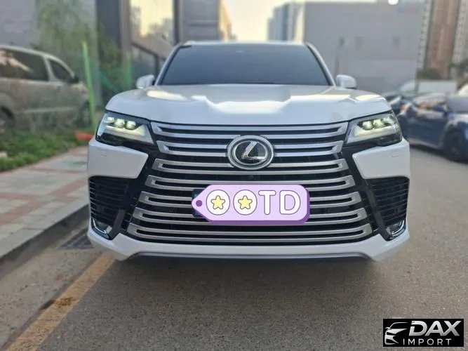 Lexus LX 700h Luxury