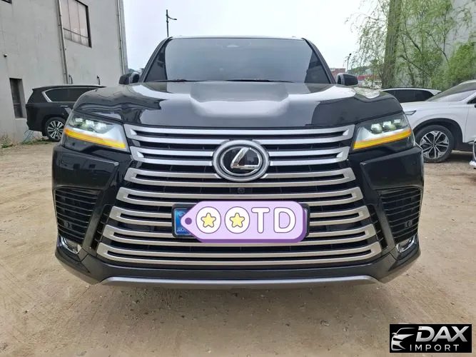 Lexus LX 700h Luxury