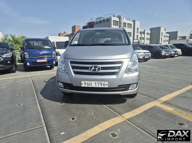 Hyundai Starex 3-Seater VAN