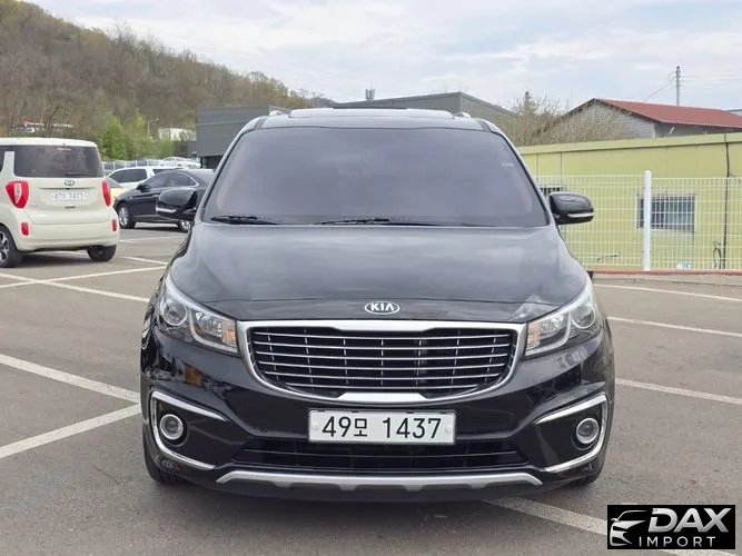 Kia Canival 9-seater Luxury
