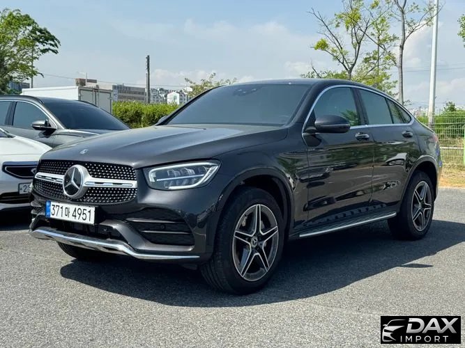 Mercedes-Benz GLC-Class GLC300e 4MATIC Coupe