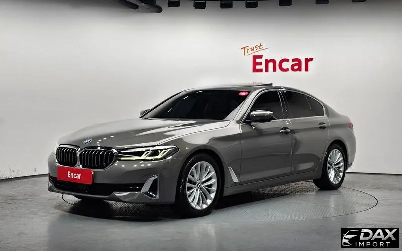 BMW 5-Series 520i Luxury