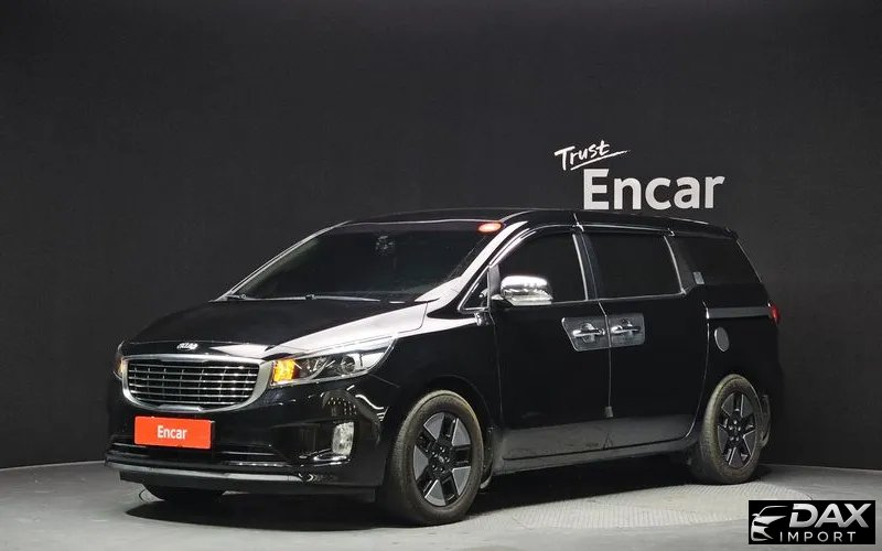 Kia Canival 11-seater Deluxe