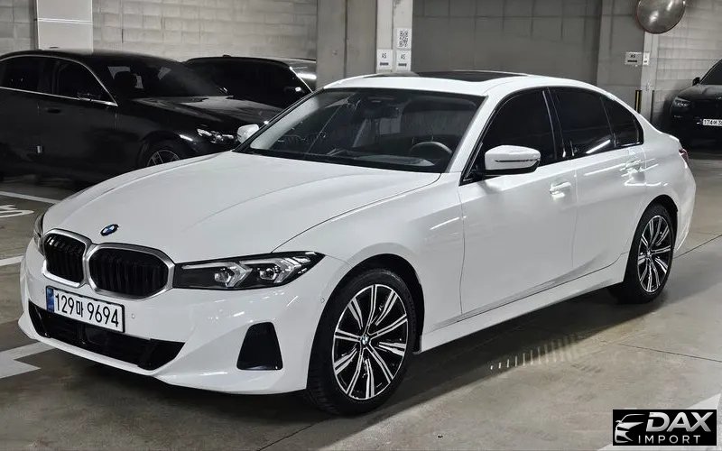 BMW 3-Series 320i