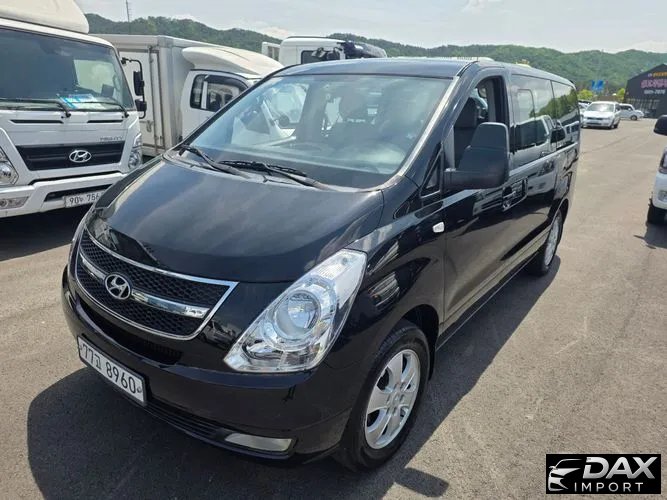 Hyundai Starex 4WD 12-Seater Wagon