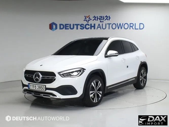 Mercedes-Benz GLA-Class GLA220