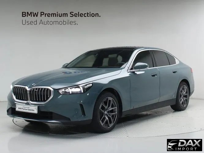 BMW 5-Series 520i