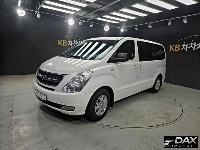 Hyundai Starex 5-Seater VAN