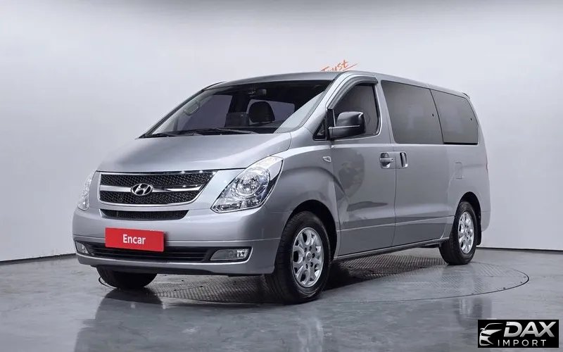 Hyundai Starex 12-Seater Wagon