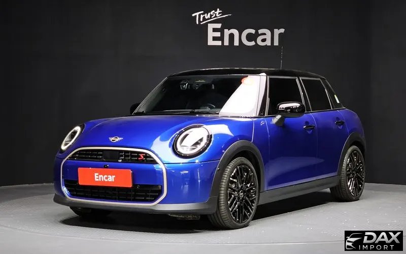 Mini Cooper 5 Door Favoured
