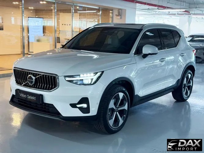 Volvo XC40 B4 Ultra Dark