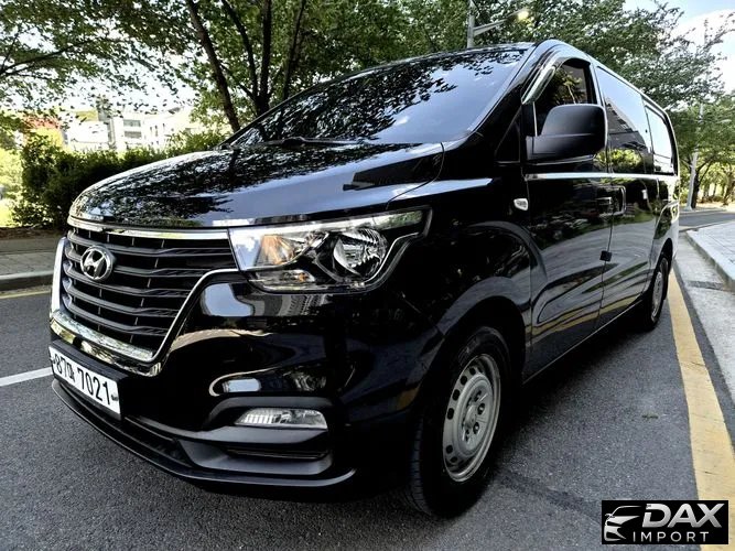 Hyundai Starex Van 5-Seater